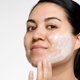 thumbnail image 3 of Jabón facial Clinique Líquido para Piel Grasa 400 ml, 3 of 7