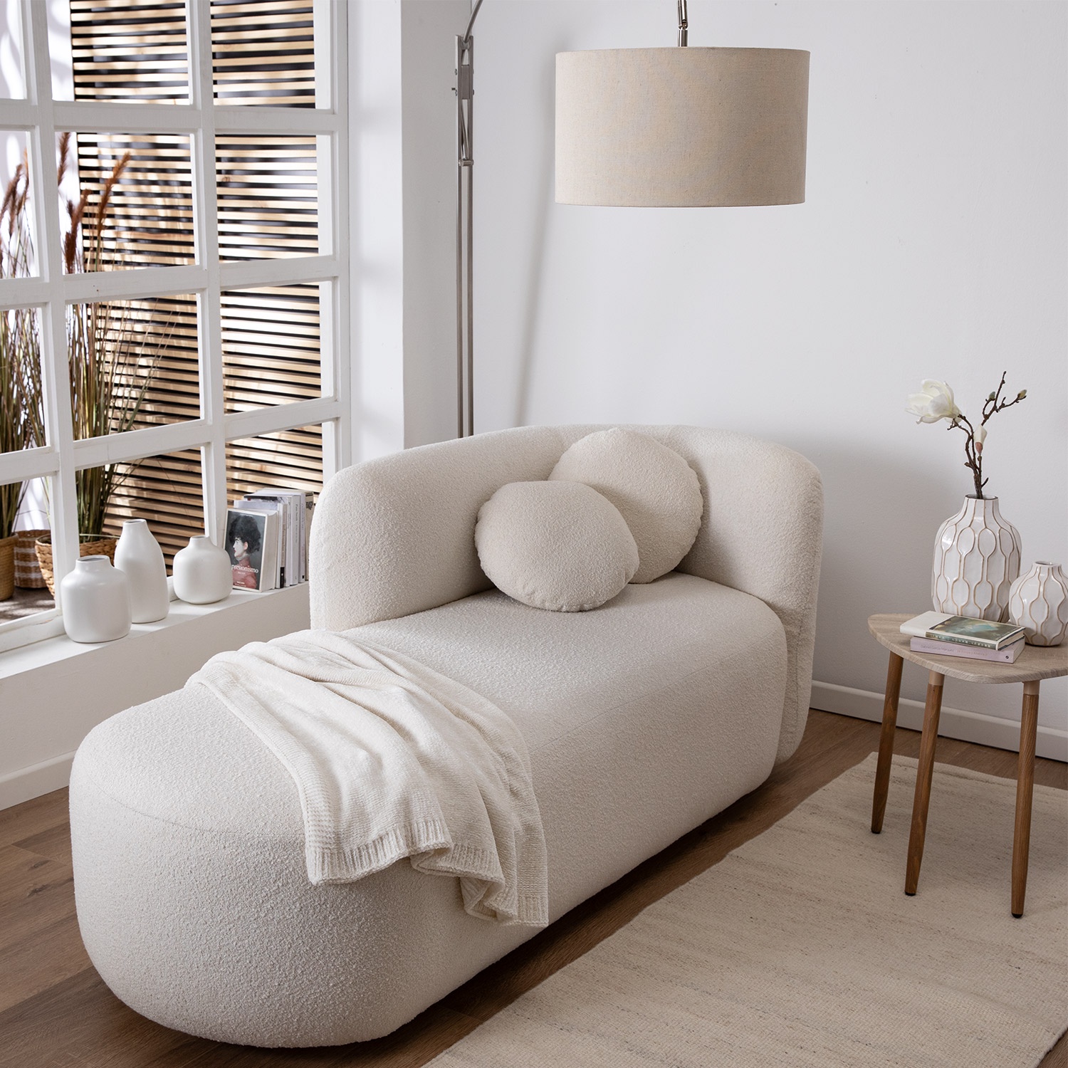 Muebleria S&S - Sofá Kim 3 Cuerpos Boucle Blanco Invierno