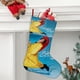 thumbnail image 2 of Cantando Bajo la Lluvia Tema: Calcetines de Navidad, fino lino blanco para colgar en escaleras y chimenea, decoración navideña para el hogar, regalo de Navidad.54cm×38cm, 2 of 5
