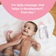 thumbnail image 4 of Aceite para bebé Johnson's Baby con vitamina E 200 ml, 4 of 9