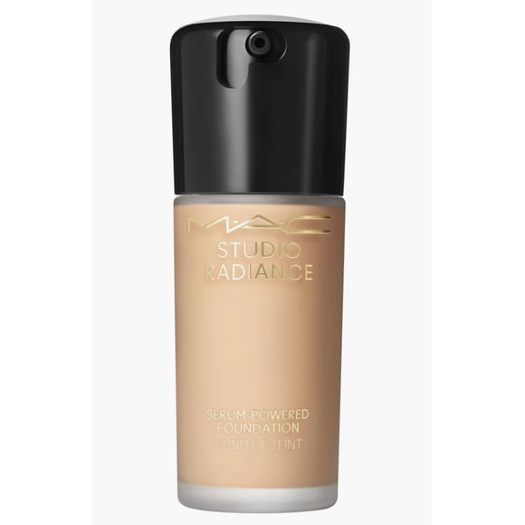 Sérum Radiance Foundation MAC Studio NW15 para todo tipo de piel
