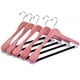 thumbnail image 1 of Perchas Cedar Suit Hangers Amber Home con hombros extra anchos, paquete de 5, 1 of 7