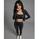 thumbnail image 1 of Set Deportivo para Mujer de 3 Piezas: Chaqueta, Calza de Tiro Alto y Top Strapless, 1 of 4