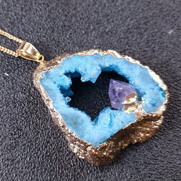 1pc Natural Crystal Hole Hollow Slice Pendant Inlaid With Amethyst Tooth Gilt Edge Electroplating Colorful Irregular Sweater Necklace