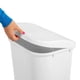 thumbnail image 4 of Basurero Sterilite 10758006 con tapa elevable de 42,7 L, color blanco, 4 of 6