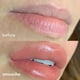 thumbnail image 3 of Brillo voluminizador de labios Smooche con ácido hialurónico e hidratación, 3 of 8