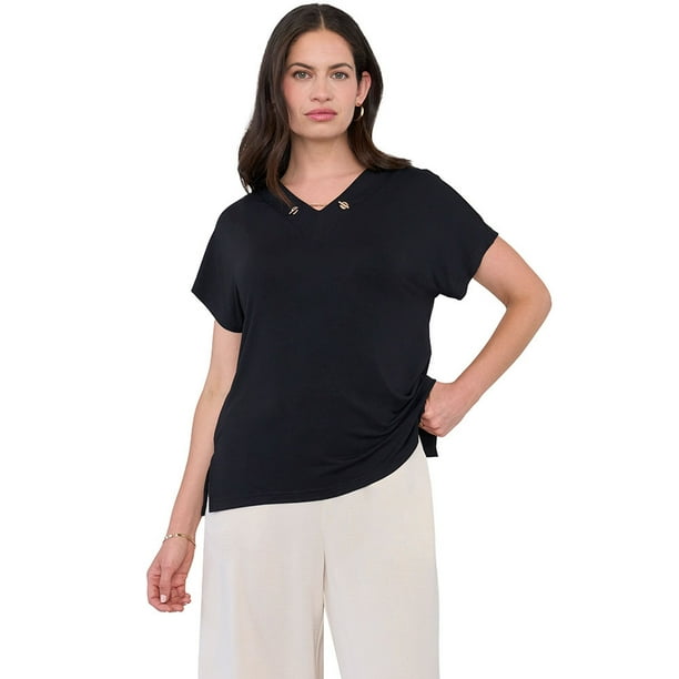 Polera Mujer Escote Negro Corona