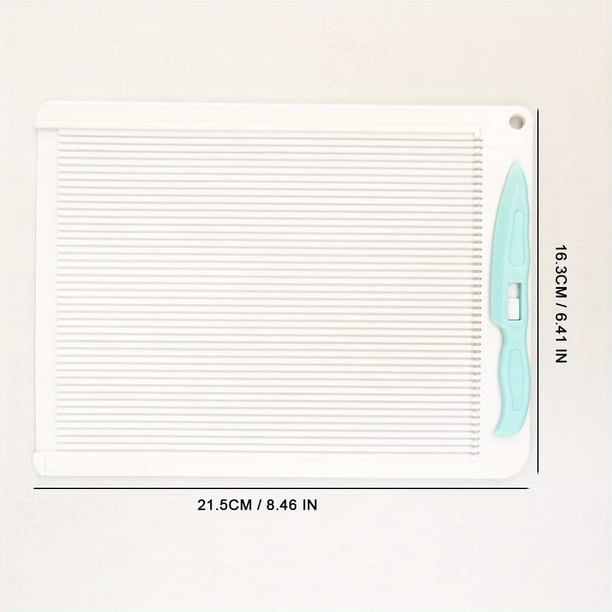 Create Perfect Crafts with our Lightweight and Foldable Paper Trimmer Scoring Board Craft Paper Cutter Folding Scorer - 36x33.7cm (14.1*13.3inch)