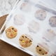 thumbnail image 4 of Juego de bandejas para hornear Nordic Ware Naturals con tapa, 3 piezas, 4 of 9