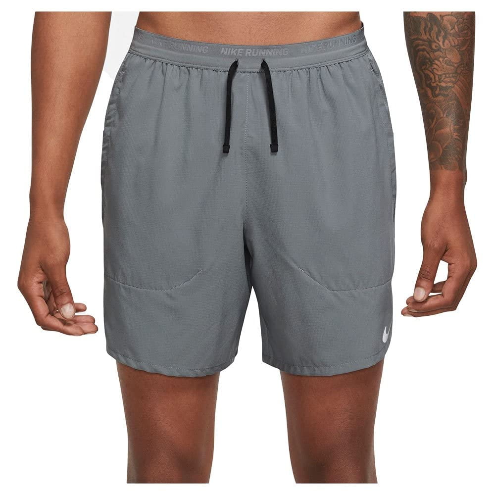 Shorts Nike Dri-fit Stride De 7" Con Forro Tipo Brief, Talla Grande
