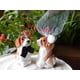 thumbnail image 2 of Adorno para pastel Selsela Beagle 5 cm de madera (novia y novio), 2 of 4