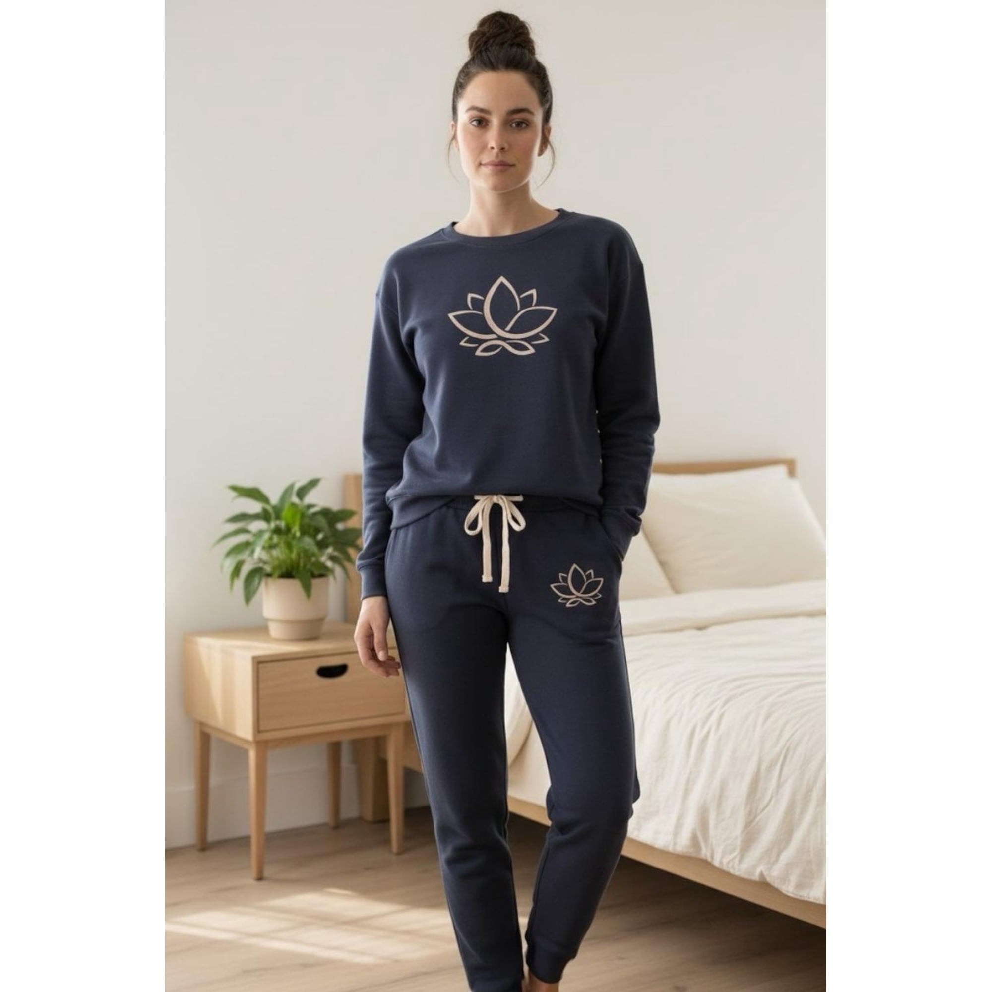 Kowhai - Pijama Franela Mujer Estampado Flor De Loto Acero Gris Oscuro S
