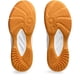 thumbnail image 2 of Zapatillas de voleibol Asics Upcourt 6 para mujer, talla 38, blanco/plateado, 2 of 3