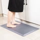 thumbnail image 2 of Alfombras para sala de estar, tapetes acolchados, tapete antifatiga para piso, juego de alfombras antideslizantes y lavables, tapete impermeable para escritorio de pie, piso de espuma resistente y cóm, 2 of 5