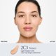 thumbnail image 2 of Base Estée Lauder 15 ml 2C3 Fresco sin aceite, 2 of 8