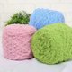 thumbnail image 2 of suxuMhao Hilo Grueso para Tejer a crochet, Terciopelo Coral，100g, 1 Rollo, Hilo de Poliéster para Suéteres, Gorros y Manualidades, Hilo Grueso Suave, Cálido y Cómodo, Adecuado para Numerosos, 2 of 4