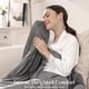 thumbnail image 3 of Cobija con peso Smart Queen tamaño Queen 6.8 kg (122 x 183 cm) gris 15 lb, 3 of 7
