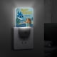 thumbnail image 4 of Tiburón Bebé Luz nocturna LED con sensor de anochecer a amanecer para dormitorio, baño, pasillo, escaleras - Lámpara LED nocturna de enchufe, 0.5W - 1 pieza, 4 of 6