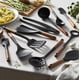 thumbnail image 3 of Juego de utensilios de cocina STAUB de silicona con mango de madera, 11 piezas, 3 of 4