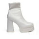 thumbnail image 1 of Bota Mujer Blanco Casey Apóstol, 1 of 6