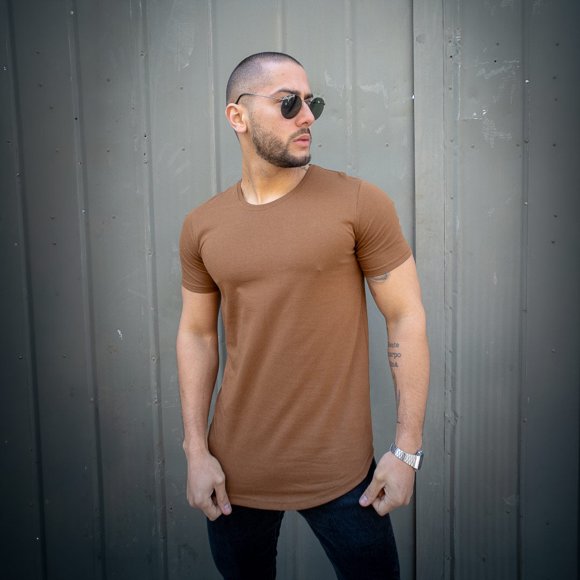 polera longfit Camel