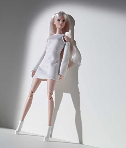 Barbie Signature Looks - Muñeca De Moda Totalmente Posable Con Vestido Blanco Y Botas De P
