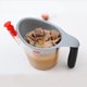 thumbnail image 4 of Separador de grasa OXO Good Grips de plástico resistente al calor, 500 ml, 4 of 7