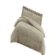 thumbnail image 2 of Cubrecama Grueso De Invierno Con Chiporro C12, 2 of 3