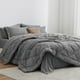 thumbnail image 1 of Set de edredón Love's Cabin, cama doble gris, 5 piezas, en una bolsa, 1 of 3