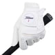 thumbnail image 2 of Guante de actividad deportiva Titleist Perma-Soft para hombre, modelo regular, 2 of 4