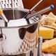 thumbnail image 4 of Paquete de 12 tenedores para fondue, tenedores para fondue de acero inoxidable de 24 cm con mango resistente al calor de color para brochetas a la parrilla de chocolate, queso y malvaviscos, 4 of 6