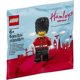 thumbnail image 3 of Minifigura LEGO Exclusives Hamleys Royal Guard de 4 cm de altura, 3 of 5