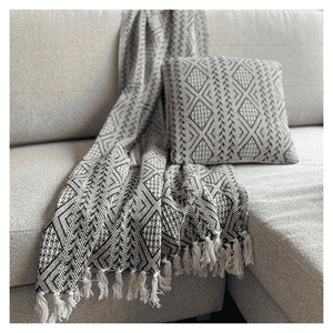 Decoghar - Combo Deco 2 Cojines Y 1 Manta Banaco Negro/Natural Diseño Moderno Lavable X Mts