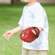 thumbnail image 2 of Guante de T-Ball WILSON 23 cm Rojo/Oro – Lanzamiento con mano derecha, 2 of 2
