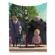 thumbnail image 2 of La Familia Addams 3 anti-pilling, suave, ligera, esponjosa y acogedora de lujo para hogar y cocina – Perfecta para niños y adultos,50X70cm, 2 of 6