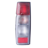 Repuestos Del Sol - Farol Trasero Izquierdo Nissan Terrano D22 2.7 2002 2007