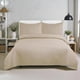 thumbnail image 1 of Cubrecama Quilt De Verano King Medida 250x270cm Delgado + 2 Fundas De Almohada Beige, 1 of 3