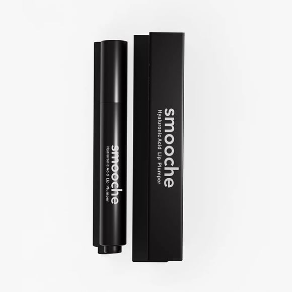 Brillo voluminizador de labios Smooche con ácido hialurónico e hidratación