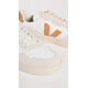 thumbnail image 3 of Zapatillas Veja V-90 de piel color ámbar extra blanca para hombre, 3 of 3