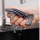 thumbnail image 4 of Paquete de 5 paños de cocina de alambre antirayaduras, versátiles, aptos para lavavajillas, reutilizables, de alambre de acero y para utensilios de cocina., 4 of 6