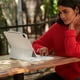 thumbnail image 2 of Teclado Apple Magic Keyboard para iPad Pro de 11" con trackpad, 2 of 5
