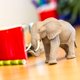 thumbnail image 5 of Figura de juguete Safari Ltd. Elefante africano de 6,5 cm pintada a mano, 5 of 5
