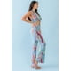 thumbnail image 4 of Conjunto de Top Corto con Cuello en V, Espalda Abierta Fruncida y Pantalones de Cintura Alta con Estampado Abstracto Multicolor, Azul, Rosa, Multicolor, M, 4 of 5