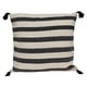 thumbnail image 2 of Funda de almohada Parkland Collection Cruza Beige con inserto de poliéster, 2 of 6
