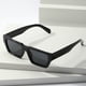 thumbnail image 2 of POLASUP GAFAS LENTES DE SOL Un par de gafas negras brillantes y grises adecuadas para exteriores, 2 of 5
