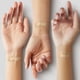 thumbnail image 4 of Base Covergirl Outlast Ultimate Finish Buff Beige para todo el día, 4 of 6