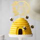 thumbnail image 3 of Adorno para pastel XIASILI "Bride to Bee" en acrílico dorado, 3 of 7