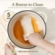 thumbnail image 4 of Libro de cocina Dutch Oven Overmont de hierro fundido esmaltado de 7 litros con tapa, blanco, 4 of 8
