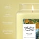 thumbnail image 3 of Tarro grande de Candle Yankee Candle con aroma a limón siciliano, 650 ml, 3 of 8