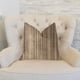thumbnail image 2 of Cojín Decorativo Plutus Brands Plutus New Hampton Luxury 56% Poliéster 44% Algodón, 2 of 3